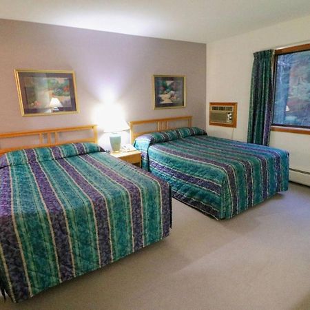 Cedarbrook Two Double Bed Standard Hotel Room 118 Killington Exterior photo